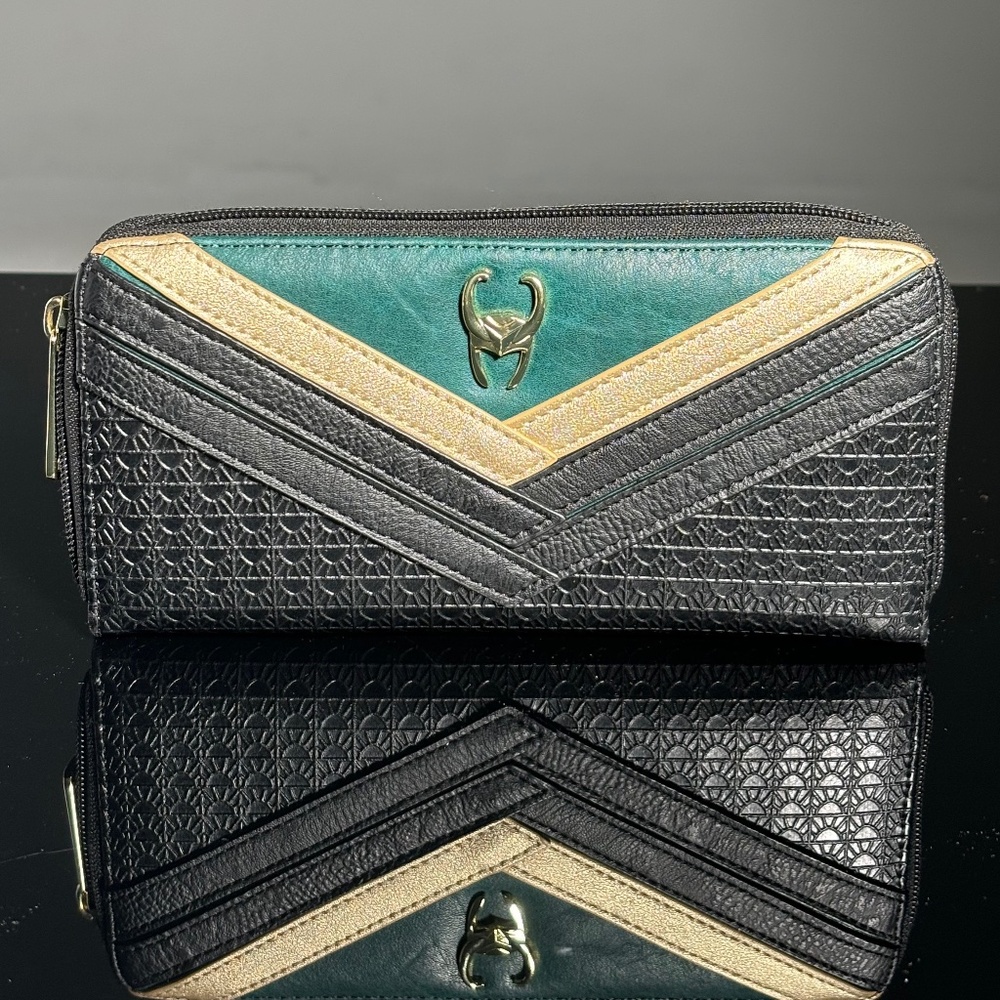 Loungefly Marvel Loki Wallet